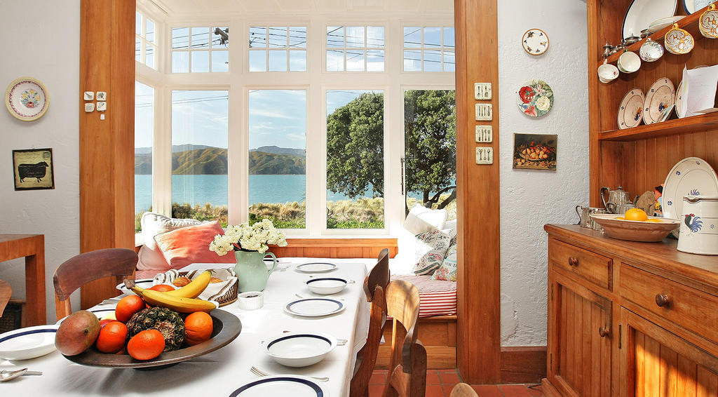 Beachfront Wellington Bed And Breakfast Eksteriør billede