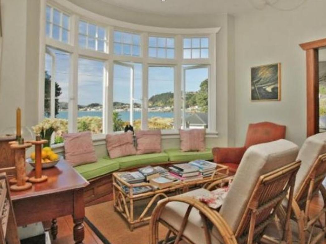 Beachfront Wellington Bed And Breakfast Eksteriør billede