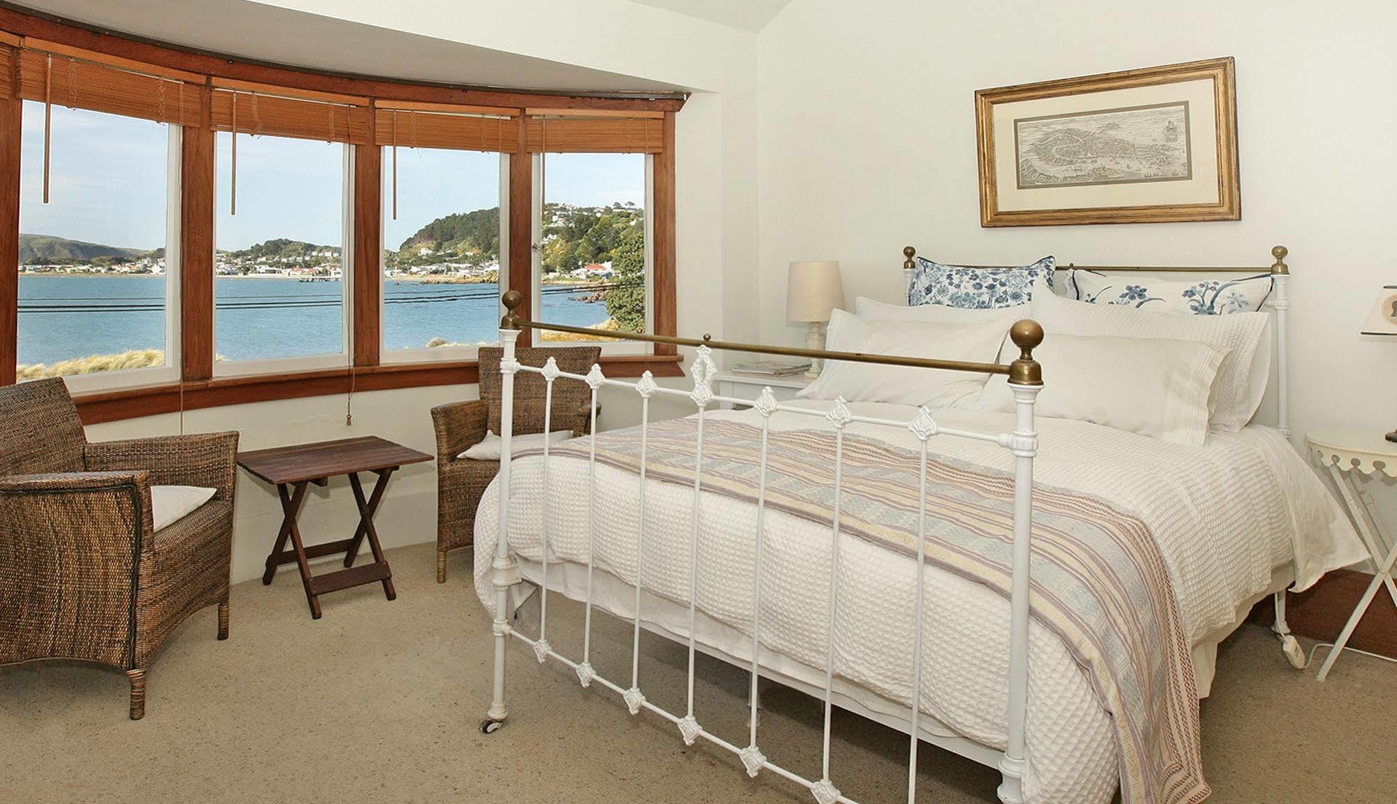 Beachfront Wellington Bed And Breakfast Eksteriør billede
